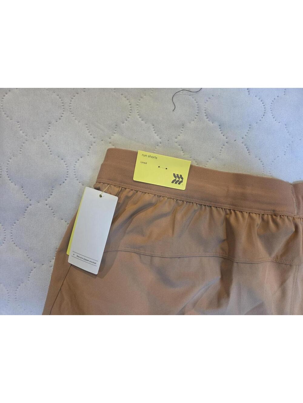 All in motions size xl- Beige Casual Shorts with Elastic Waistband - Picture 7 of 7